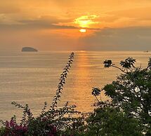 Bloo Lagoon Eco Village