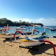 Bloo Lagoon Eco Village