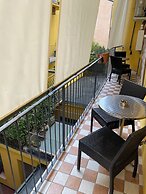 Rigoletto Rental Rooms