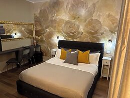 Rigoletto Rental Rooms