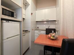 Residence House Aramis Down Town