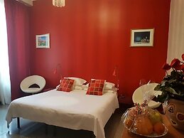 Residence House Aramis Down Town