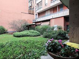 Residence House Aramis Down Town