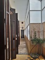 Sabatico Travelers Hostel & Guesthouse