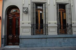 Sabatico Travelers Hostel & Guesthouse