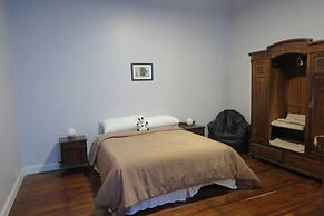 Sabatico Travelers Hostel & Guesthouse