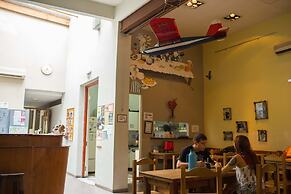 Sabatico Travelers Hostel & Guesthouse