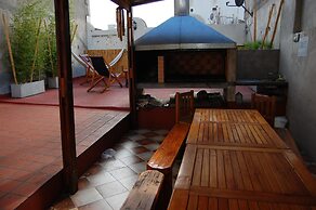 Sabatico Travelers Hostel & Guesthouse