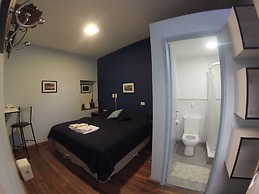 Sabatico Travelers Hostel & Guesthouse