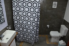 Sabatico Travelers Hostel & Guesthouse