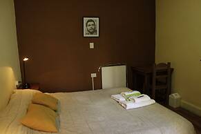 Sabatico Travelers Hostel & Guesthouse