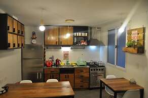 Sabatico Travelers Hostel & Guesthouse