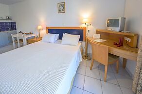 Jonathan Studio Apartments