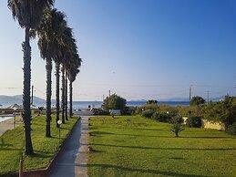 Jonathan Studio Apartments