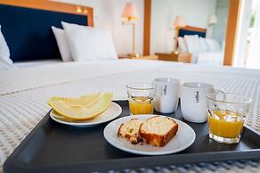 Jonathan Studio Apartments