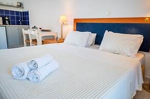 Jonathan Studio Apartments