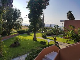 Jonathan Studio Apartments