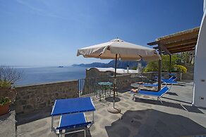 Villa il Frantoio and Lilmar