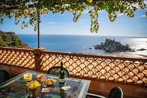 Mendolia Beach Hotel