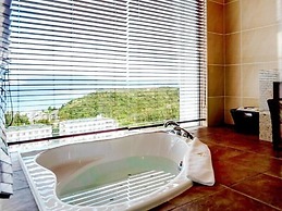 Okinawa Kariyushi Resort Exes Onna