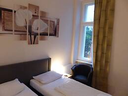 Hotel Pension Elegia am Kurfürstendamm