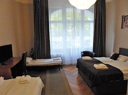 Hotel Pension Elegia am Kurfürstendamm