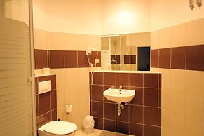 Hotel Pension Elegia am Kurfürstendamm