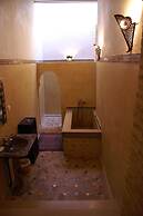Riad Felloussia