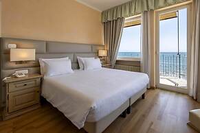B&B Hotel Diano Marina Palace