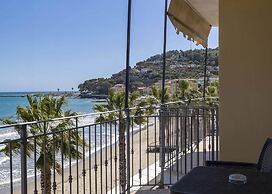 B&B Hotel Diano Marina Palace
