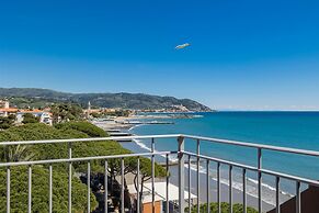 B&B Hotel Diano Marina Palace