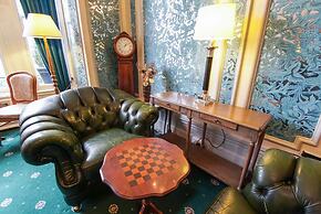 London Visitors Hotel