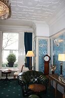 London Visitors Hotel