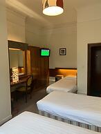 London Visitors Hotel