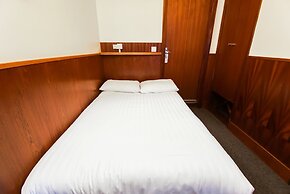 London Visitors Hotel