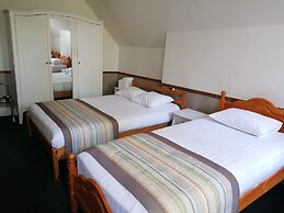 London Visitors Hotel