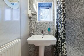 London Visitors Hotel