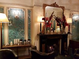 London Visitors Hotel