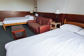 London Visitors Hotel