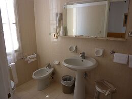 Hotel Ariston Montecarlo