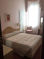 Hotel Bobby Executive