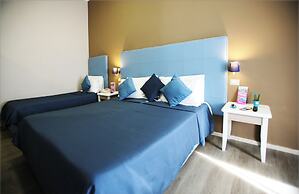Hotel Magenta