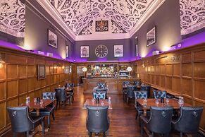 The Royal & Fortescue
