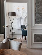 The Royal Hotel
