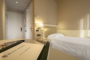 Hotel Touring