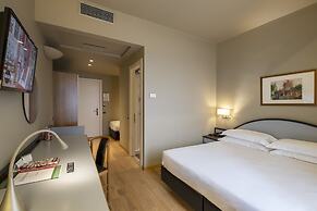 Hotel Touring