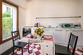 Hotel Select Suites & Spa / Apartments