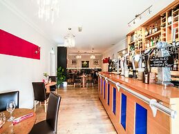 Victoria Park House Hotel