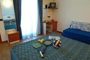 New Bristol Sport & Domus Mea Hotel