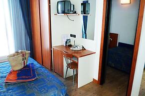 New Bristol Sport & Domus Mea Hotel